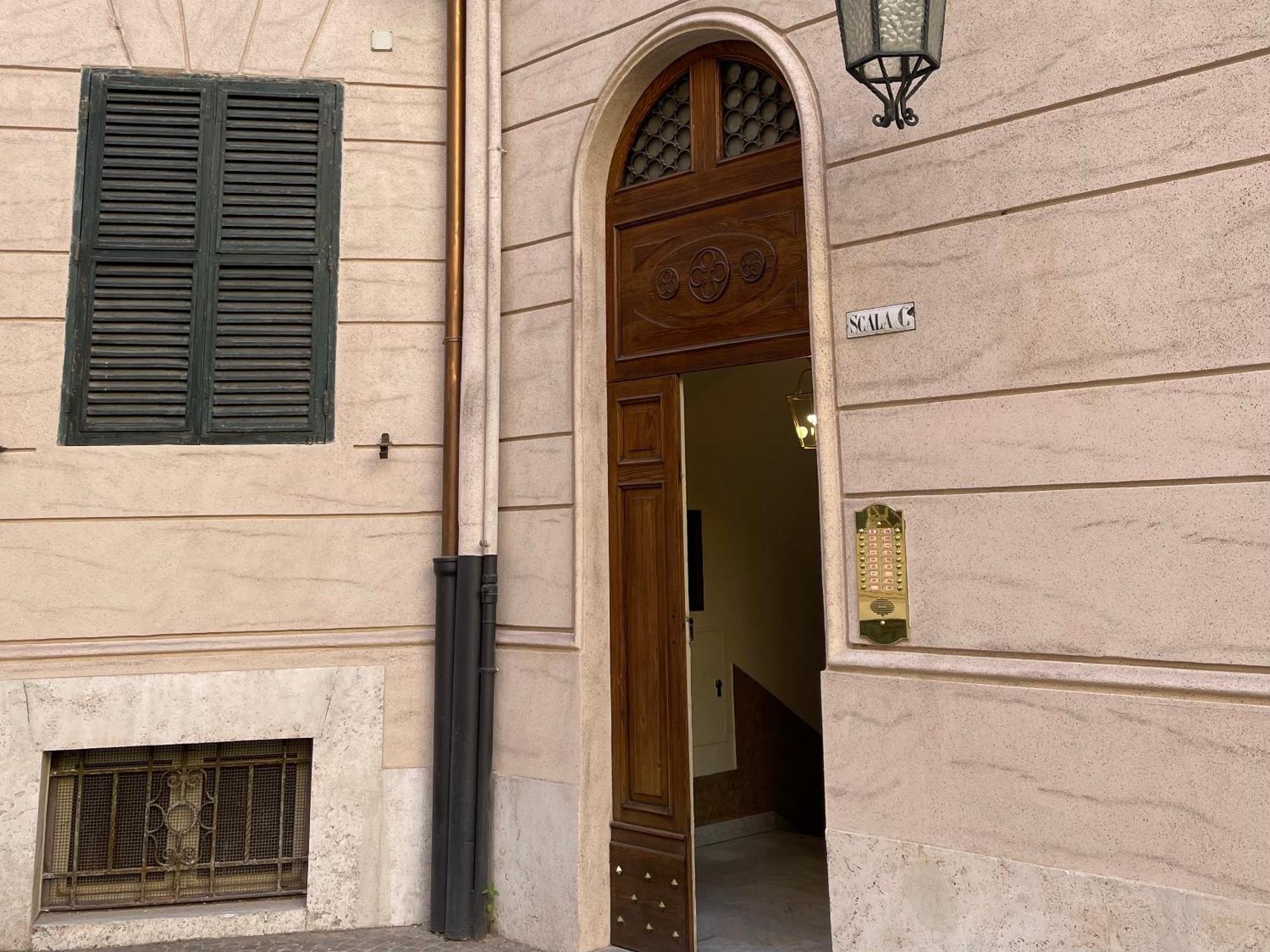 Domus Claudia San Giovanni Rom